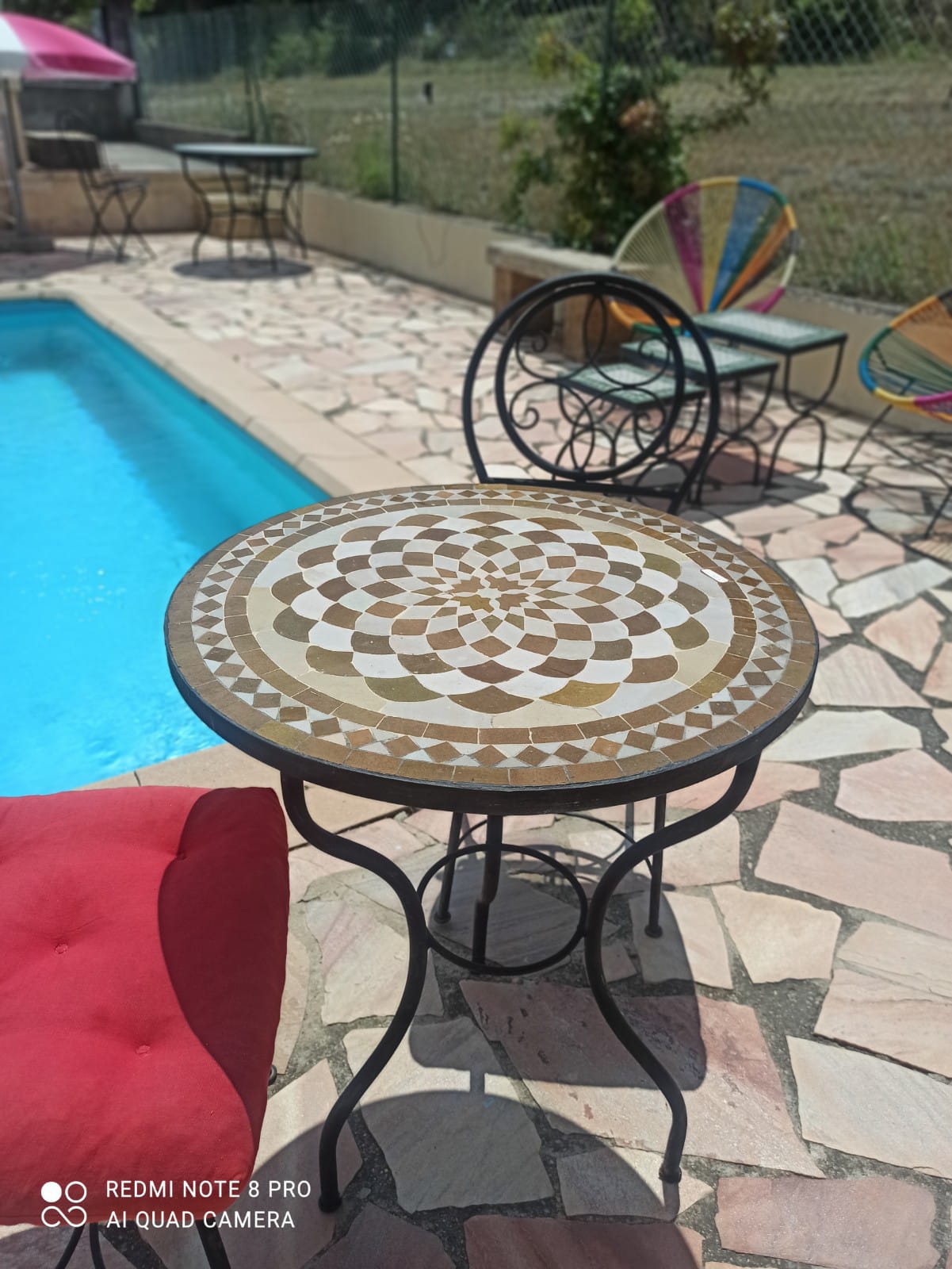 TABLE MARRON